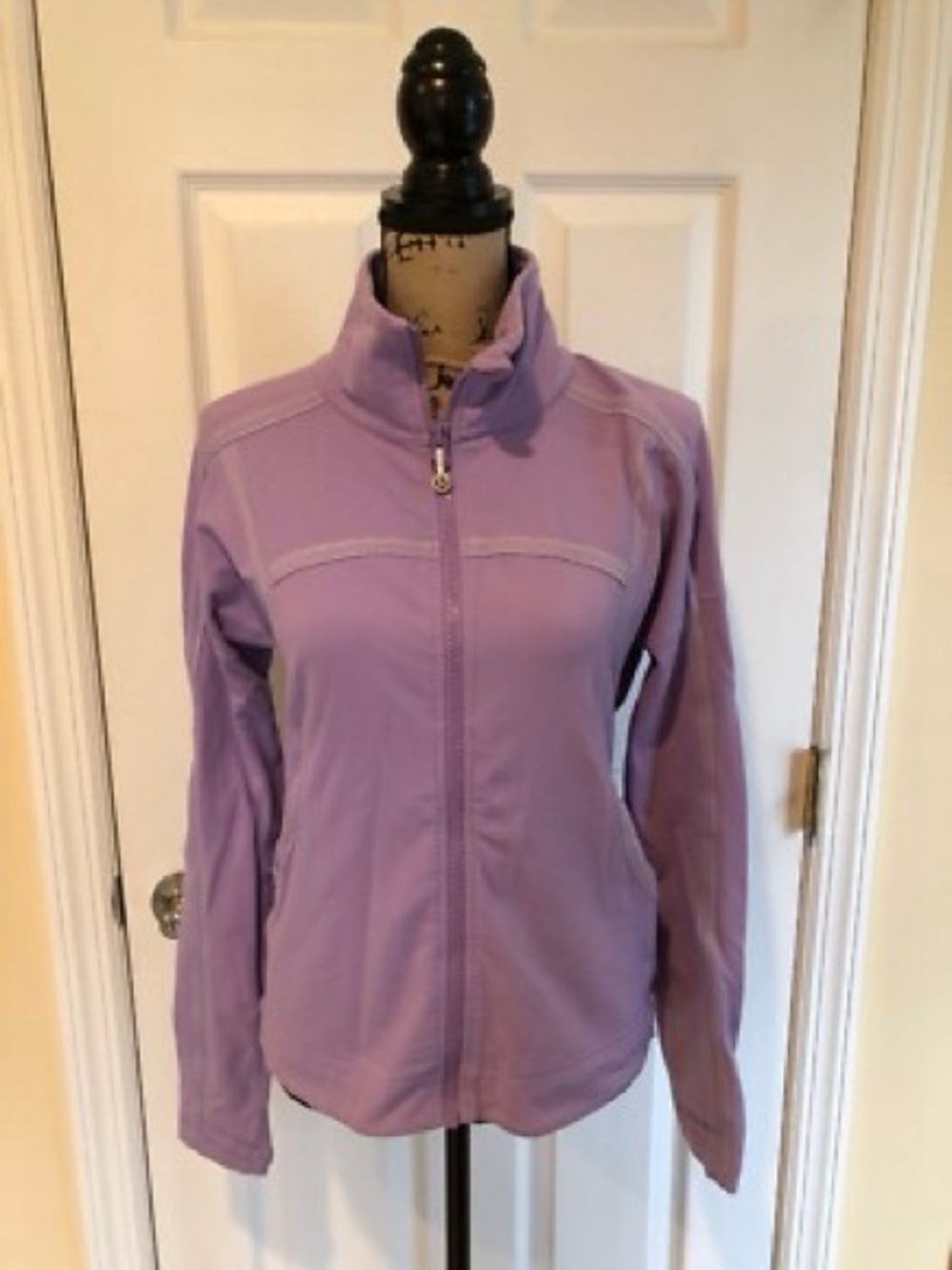 Lightweight Lavender Full-Zip Utility Jacket for Women